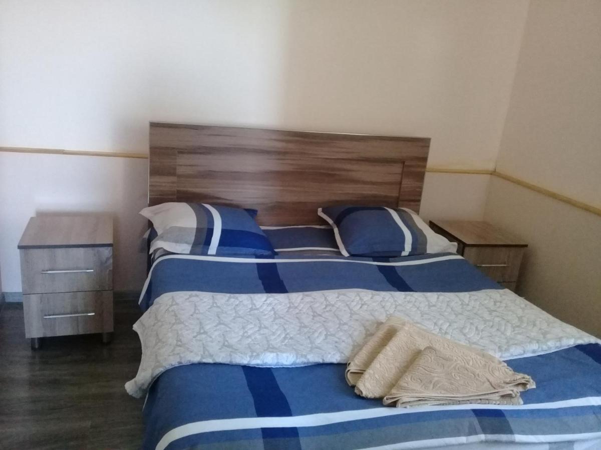 Apartment Giorgi In Sighnaghi Bagian luar foto