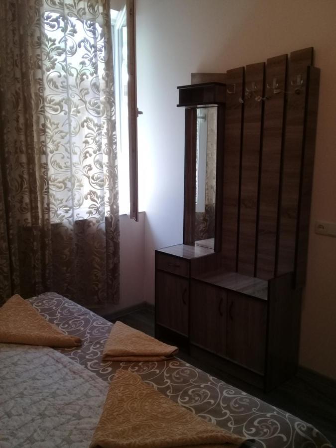 Apartment Giorgi In Sighnaghi Bagian luar foto