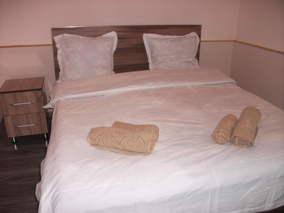 Apartment Giorgi In Sighnaghi Bagian luar foto