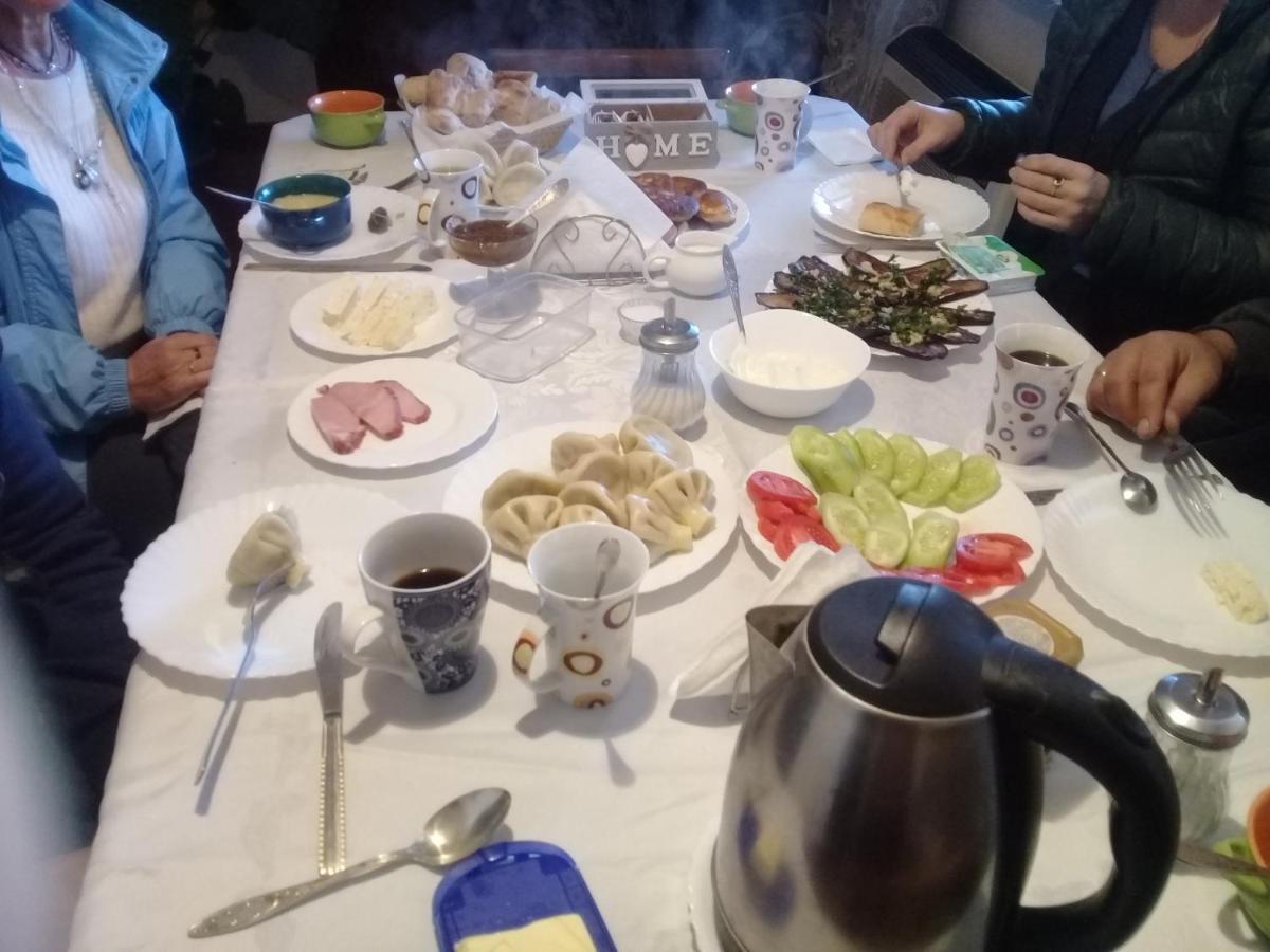 Apartment Giorgi In Sighnaghi Bagian luar foto